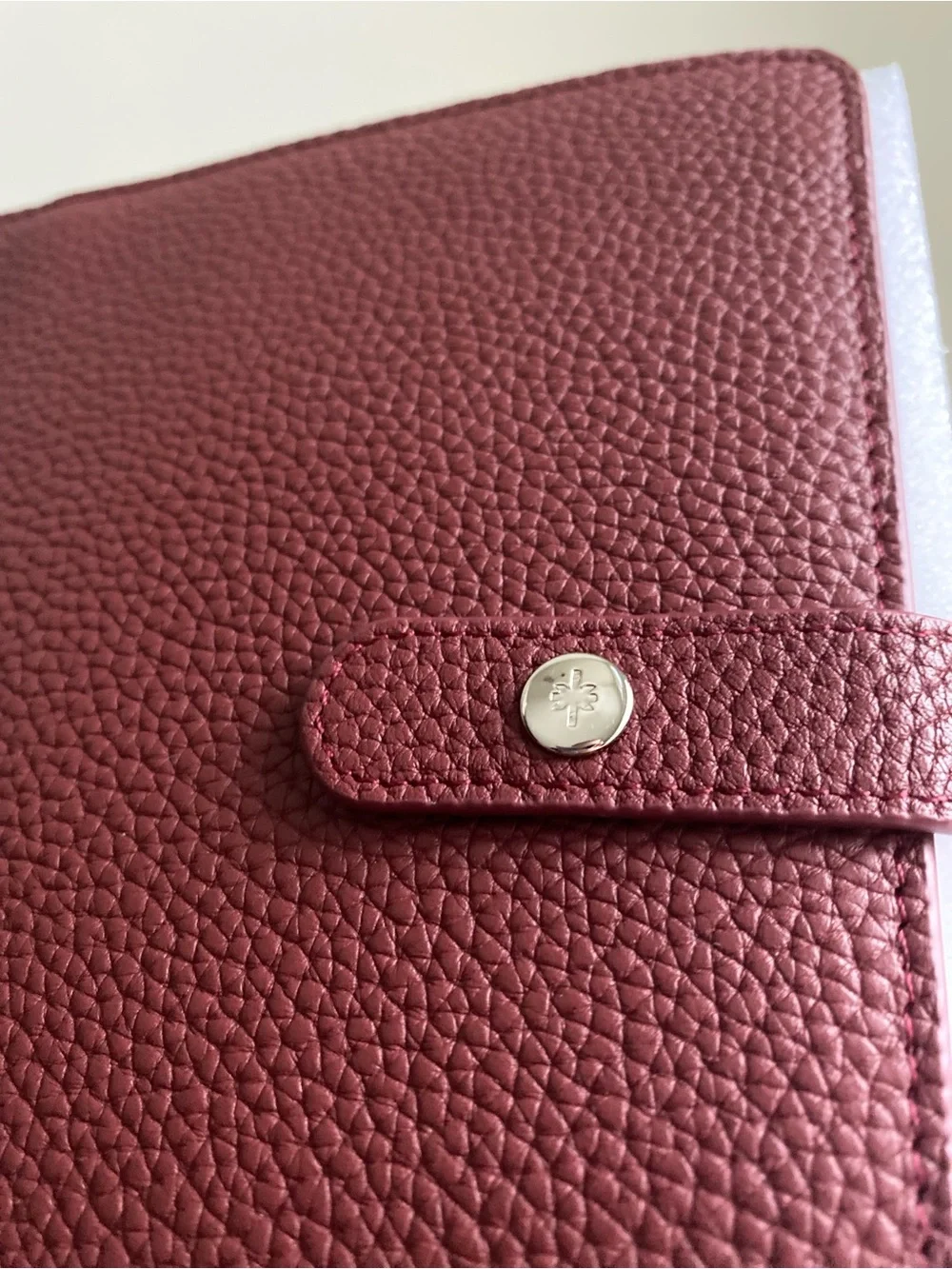 A6 Aura Estelle Ring Planner in very rare Wild Syrah Burgundy Color